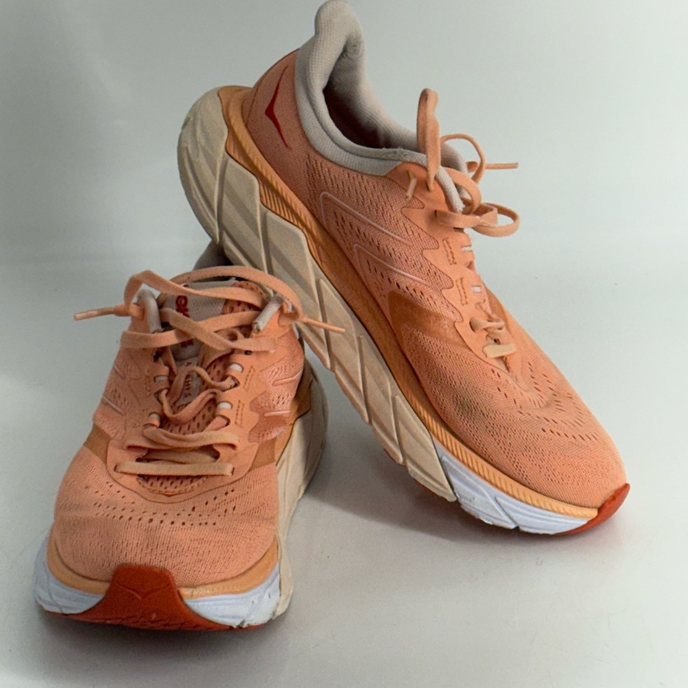 Hoka One One Arahi 5 Shoes Womens Size 8 Athletic Running Jogging Peach